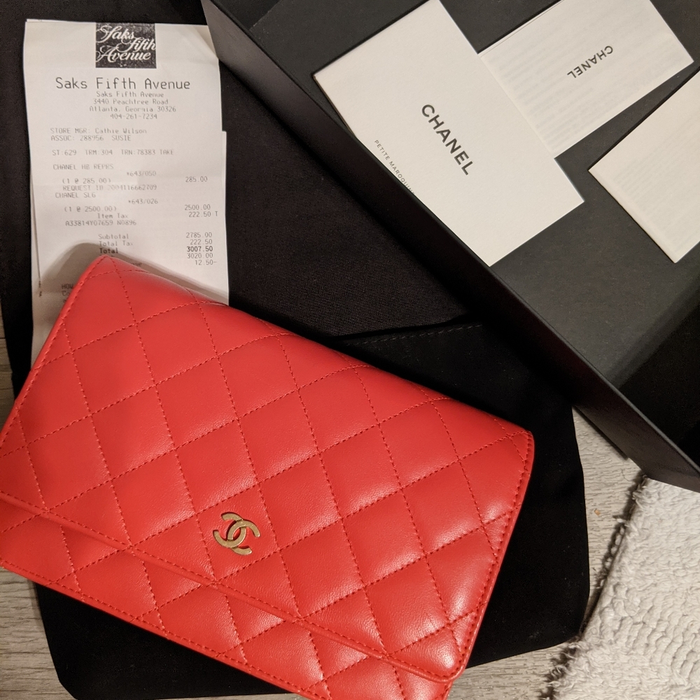 Red/Orange Wallet on a Chain WOC